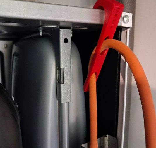 Manometer Hook